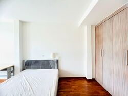Sennett Estate (D13), Terrace #530657181